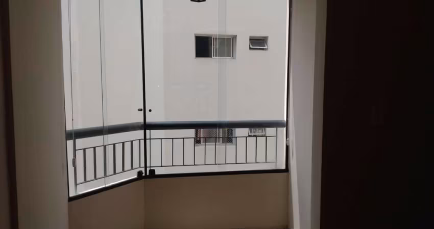 Vila Olimpia, apartamento com 3 dormitórios e 2 vagas, andar alto
