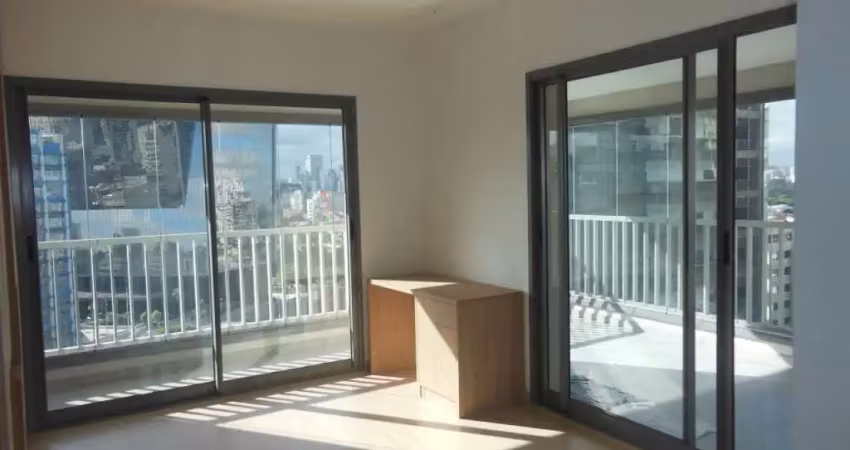 Studio faria lima/pinheiros: 44m², varanda, lazer e conforto.