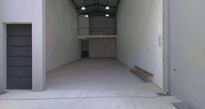 Galpão comercial para locação 200m², 4 banheiros, 3 vagas de garagem na mooca