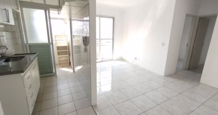 Apartamento com  dormitorios uma gargagem proximo metro fradique coutinho