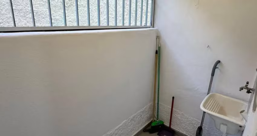Apartamento com 2 quartos para alugar na Rua Fradique Coutinho, 1035, Pinheiros, São Paulo