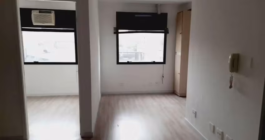 Sala comercial com 1 sala à venda na Rua Roma, 620, Lapa, São Paulo