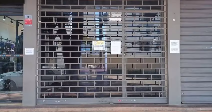 Vila nova conceição: loja em galeria 64m²> de frente.