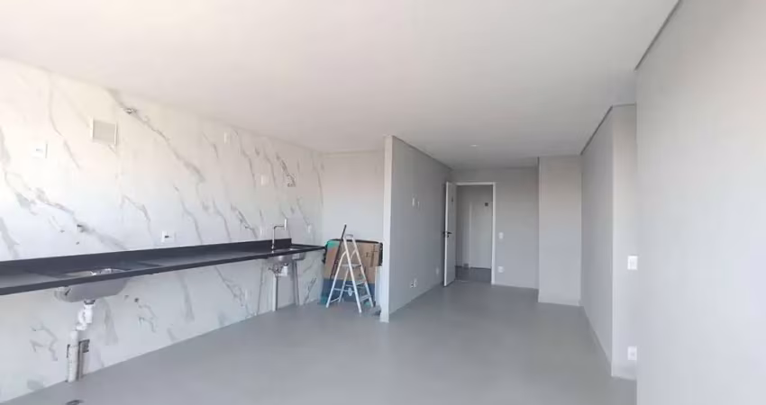 Apartamento novo, 58m2, 2 dorm (1 suíte), 1 vaga e depósito privativo