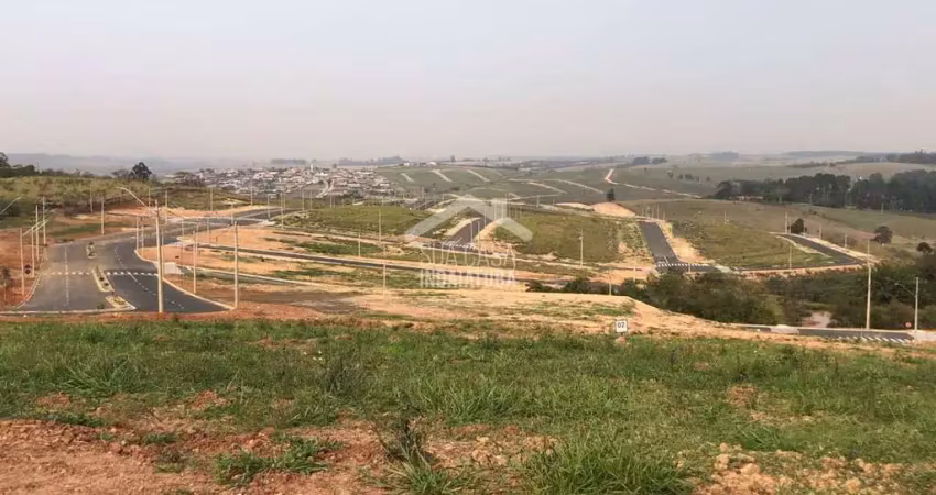 Lindo terreno com excelente localização bem próximo entrada do loteamento jardim américa