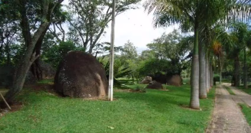Sítio com 98.000m no bairro itaboraí em indaiatuba com excelente casa, lagos e mata