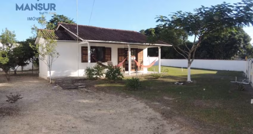 Casa com 2 dormitórios à venda, 69 m² por R$ 399.000 - Pontal do Sul - Pontal do Paraná/PR