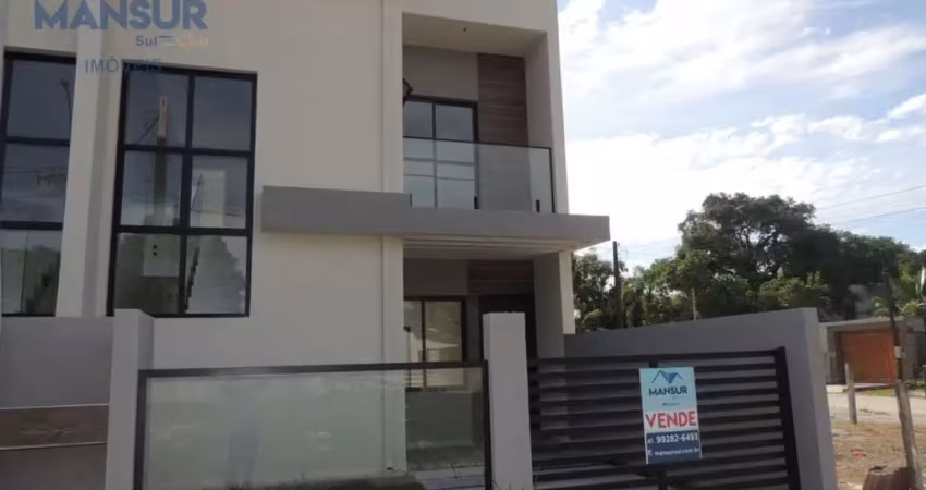 Sobrado com 3 dormitórios à venda, 101 m² por R$ 750.000,00 - Pontal do Sul - Pontal do Paraná/PR