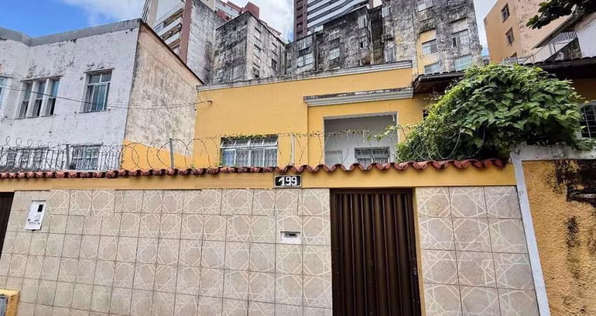 Casa em condomínio fechado com 3 quartos à venda na Rua Recife, 199, Barra, Salvador