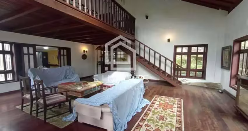 Casa em Condomínio para Venda em Rio de Janeiro, Jacarepaguá, 7 dormitórios, 2 suítes, 8 banheiros, 5 vagas