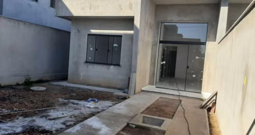 Casa à venda por R$ 420.000,00 - Extensão do Bosque - Rio das Ostras/RJ