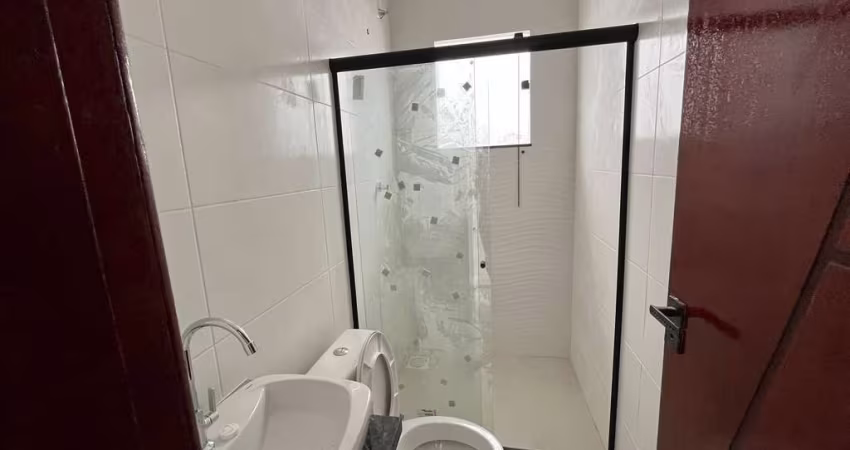 Andreia Sales vende excelente casa linear!