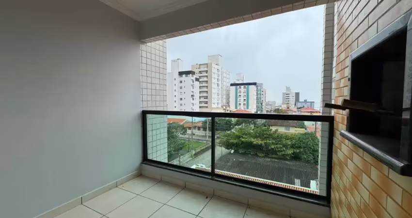 Ótimo investimento, bem localizado e perto da praia