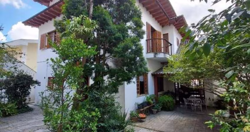 Casa Sobrado - Residencial / Comercial