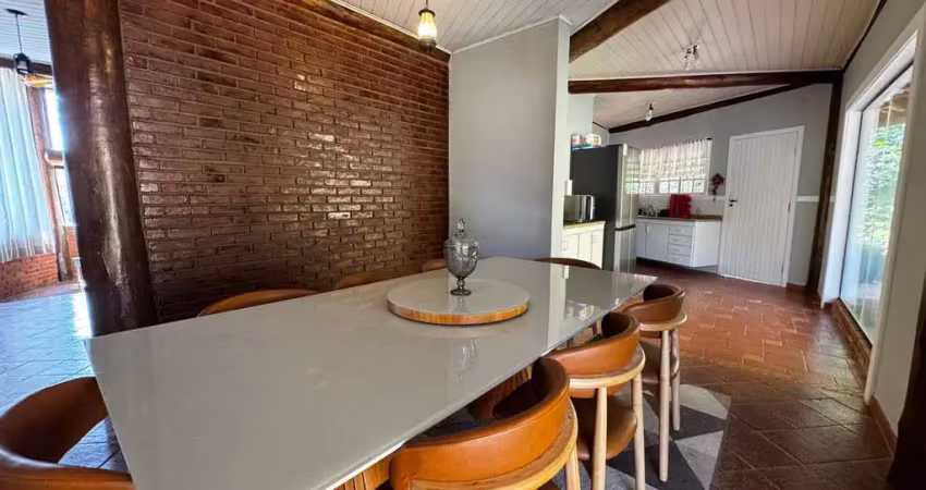 Casa com 4 quartos à venda no Centro, Guararema 