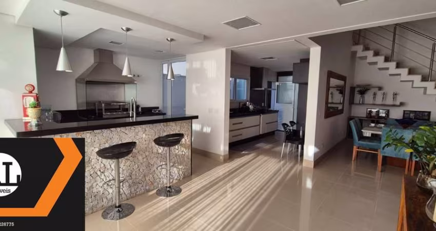 Casa para Locação e Venda no Condomínio Mont Blanc em Sorocaba com 250 m2 de área construída em um terreno de 336 m2.