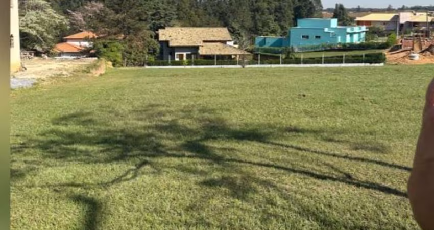Terreno à venda no condomínio Vale do Lago em Sorocaba com 1.000 m2 de área sendo 20m de frente