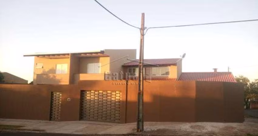 Casa à venda - Bairro Conjunto Habitacional Maria Cecília Serrano de Oliveira em Londrina