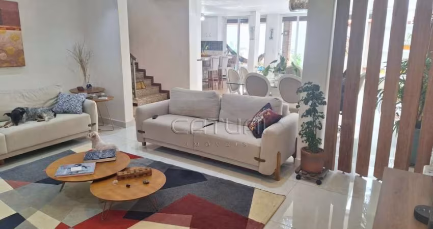 Casa à venda - Bairro Universitário, Londrina