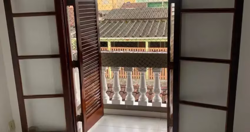 Sobrado, 3 Dorms à Venda, Centro Mongaguá, por R$ 430.000,00