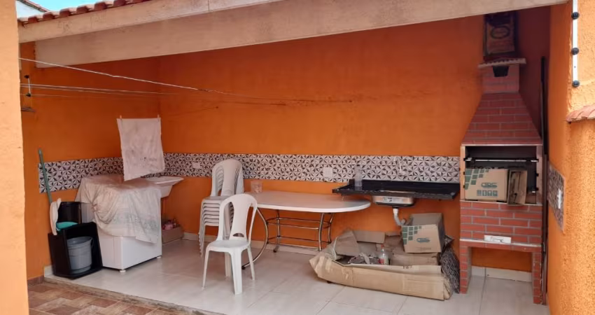 Casa Térrea, 2 Dorms à Venda, Balneário Tupy , por R$ 140.000,00