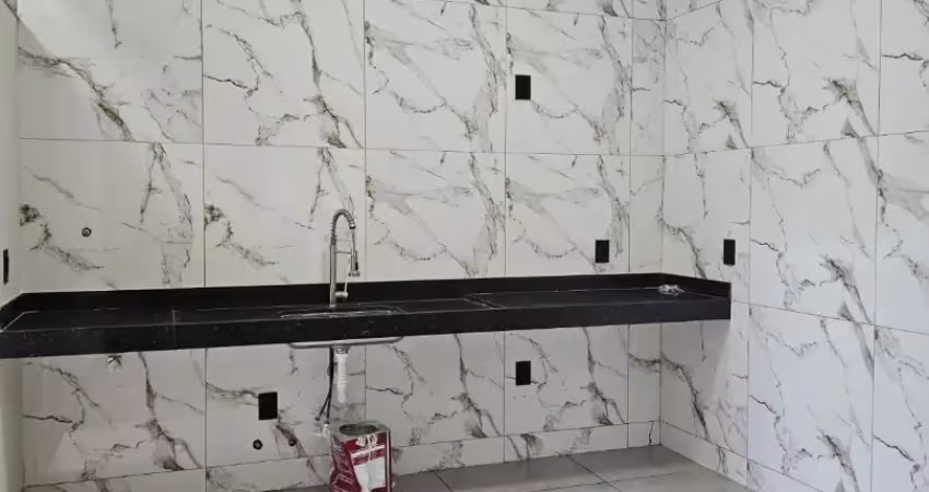 O lar é tudo  o conforto de uma casa tem  mais valor do  que qualquer  ostentação  na rua