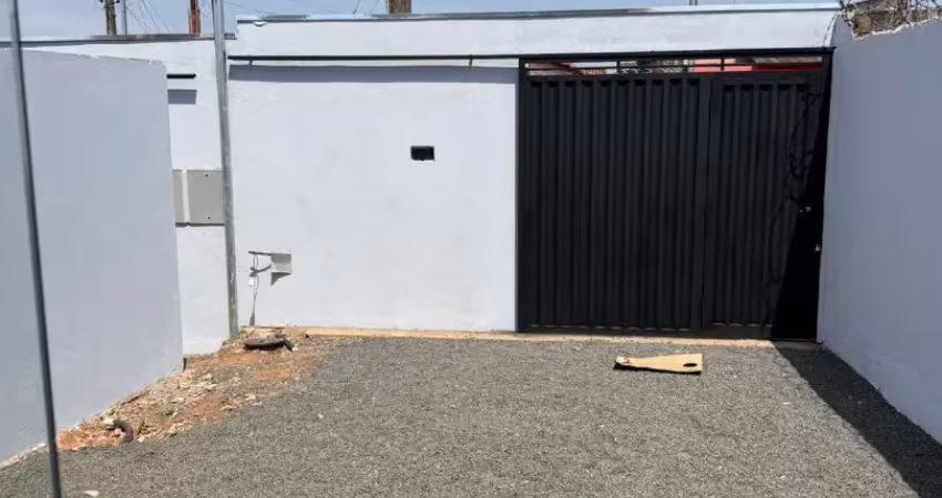 Casa com 2 quartos à venda no Jardim Patrícia, Uberlândia 