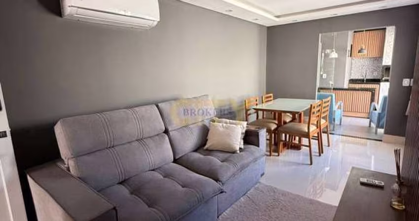 Vende-se Casa Mobiliada Condomínio Esmeralda-VG
