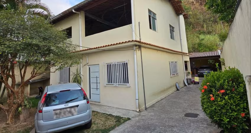 Casa para Venda em Duque de Caxias, Chácaras Rio-Petrópolis, 2 dormitórios, 1 suíte, 1 banheiro, 3 vagas