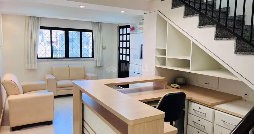 Edificação comercial excelente para clínicas - opção de adquirir mais um terreno em frente ao prédio.