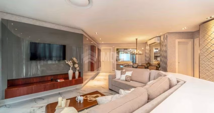 APARTAMENTO FINAMENTE MOBILIADO, EQUIPADO E DECORADO COM 03 SUÍTES NO BRAVA HOME RESORT NA PRAIA BRAVA.