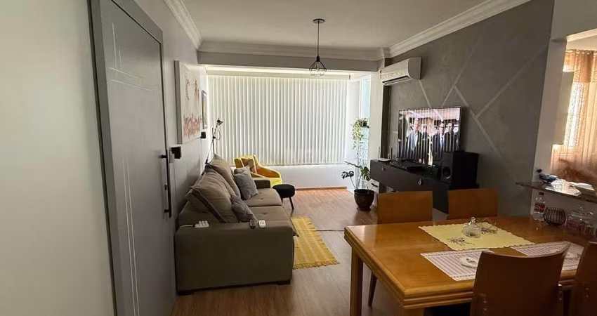 APARTAMENTO COM 02 DORMITÓRIOS E 01 VAGA DE GARAGEM