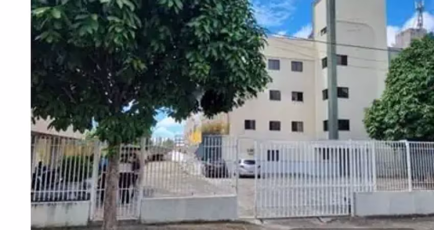Apto 02 quartos 01 banheiro no centro aluguel 1.200 ja incluso condominio e iptu port 24 hs 01 vaga