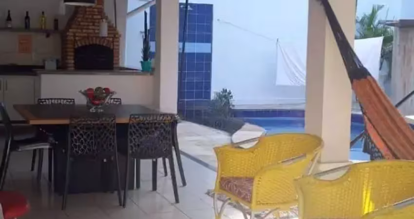 Casa em condominio fechado no eusébio 400m2 03 suites 05 banheiros  04 vagas piscina privativa