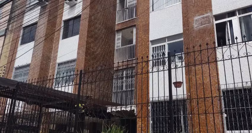Apartamento com 3 quartos para alugar na Rua Armando Tavares, 144, Vila Laura, Salvador