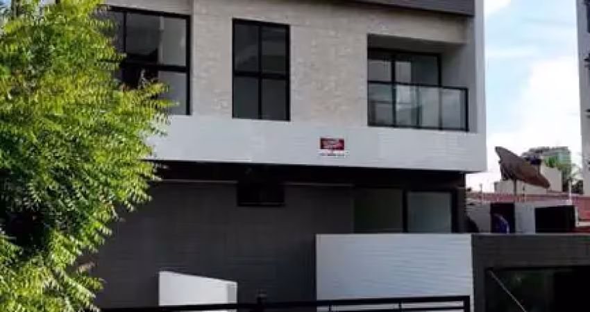 Cobertura no Bessa com 3 quartos, 150m da Praia e Elevador