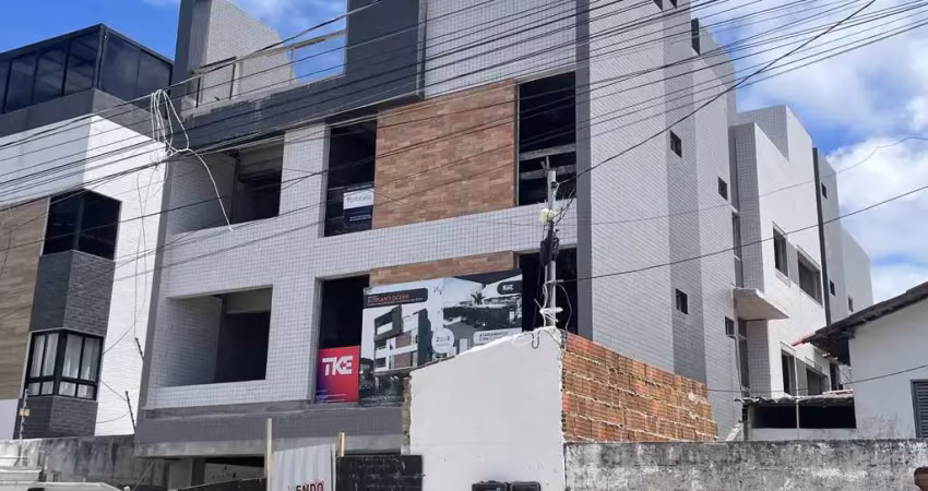 Cobertura 3 Quartos no Altiplano Elevador e Frente Rua