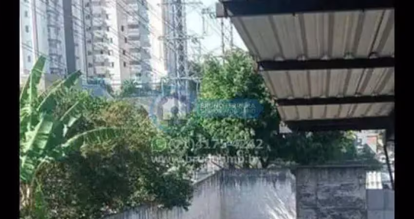 Terreno à venda na Rua Edgard, Vila Leonor, São Paulo