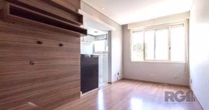 Apartamento de 2 dormitórios e vaga Desocupado
