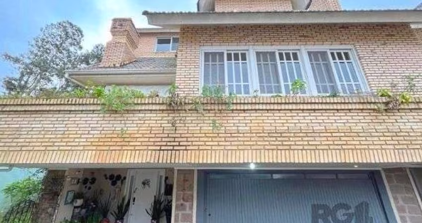 Casa Condominio em Porto Alegre, no bairro Jardim Isabel, com 3 dormitório(s), à