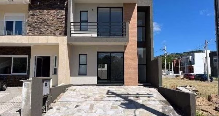 Casa Condominio em Porto Alegre, no bairro Campo Novo, com 3 dormitório(s), e 3