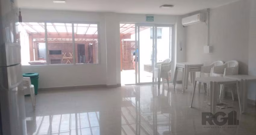 APARTAMENTO DE 2 DORMITORIOS REFORMADO BAIRRO SANTO ANTONIO - POA/RS