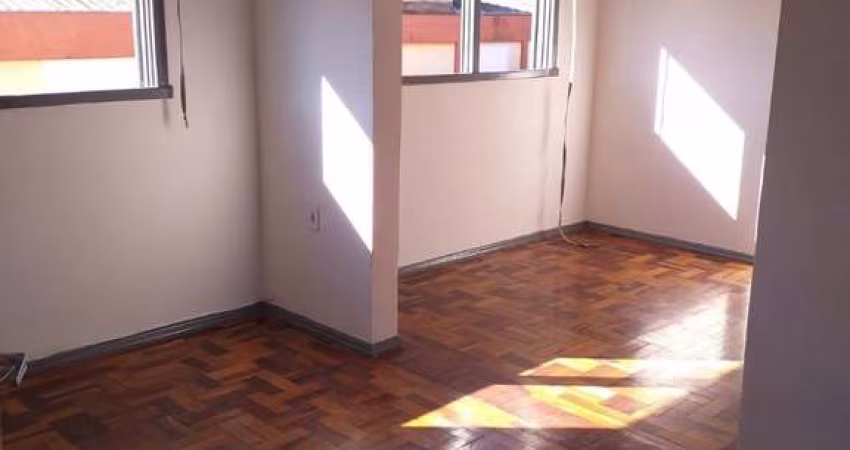 Apartamento com 3 dormitórios, 1 vaga, no bairro Camaquã, Porto Alegre, RS