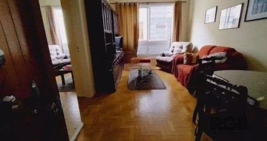 Vende-se amplo apartamento 2 quartos, 2 banheiros - 82m² - Centro Histórico