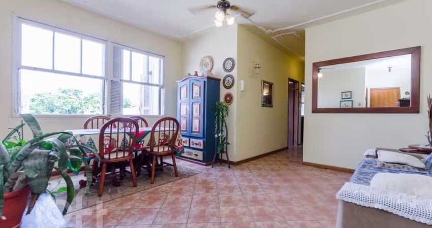Apartamento com 3 dormitórios em prédio com elevador no Bairro Santa Cecília