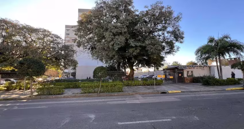 Apartamento com 3 dormitórios, 1 vaga, no bairro cristal, porto alegre, rs