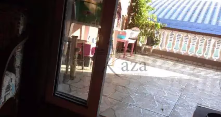 Casa com 3 quartos à venda na Rua João de Brito, 78290, Jardim Paraíso, Jacareí
