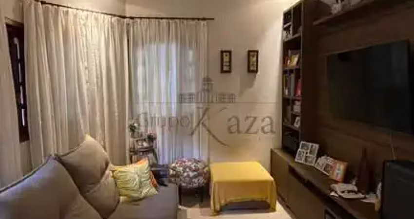 Oportunidade - casa sobrado - parque residencial flamboyant - 3 dormitórios - 160m² - estuda permuta por veiculo ate 80 mil