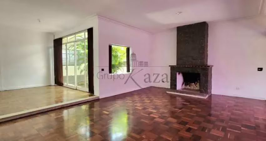 Casa com 3 quartos à venda na Rua Clóvis Bevilacqua, 782400, Jardim Esplanada II, São José dos Campos