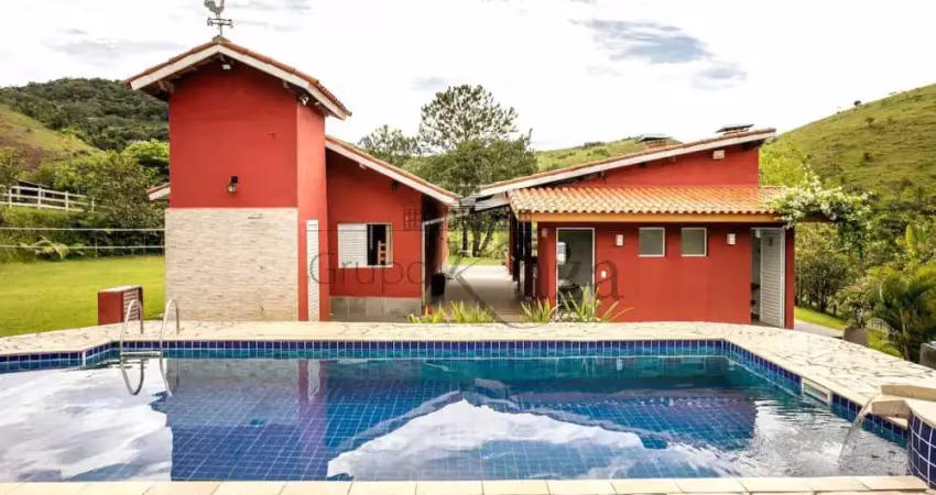 Fazenda à venda na Rua Dezoito, 7124000, Área Rural de São José dos Campos, São José dos Campos